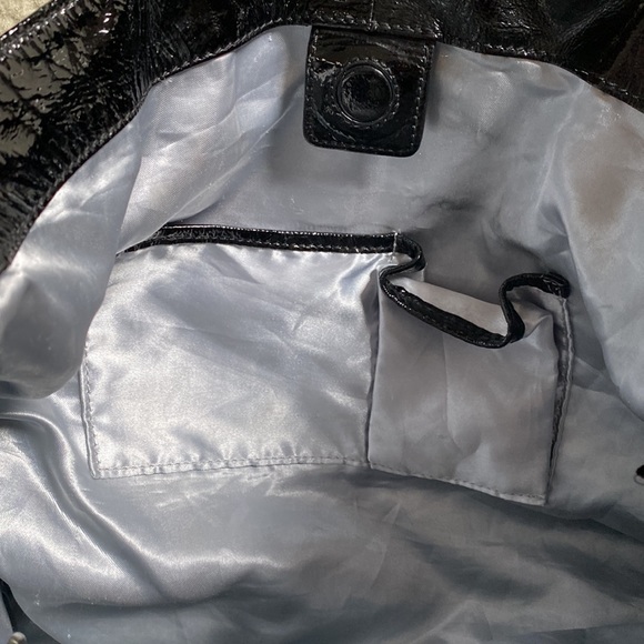 Kenneth Cole large pleather crossbody handbag - Picture 11 of 15